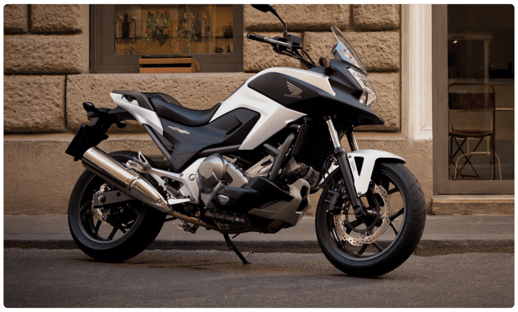 Loans against motorbikes at Lamna
